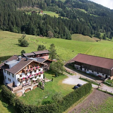 Ferienwohnungen Behamhof Neukirchen am Großvenediger Exterior foto